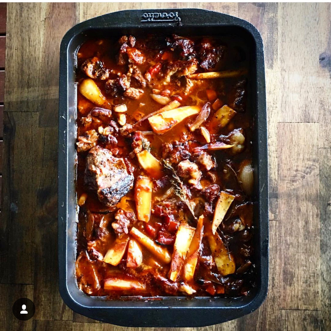 Slow Cooked Organic Beef with Bone Broth and Winter Veg (Serves 4)